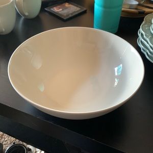 EUC! Lenox Bloom Sand 10 inch Pasta Bowl